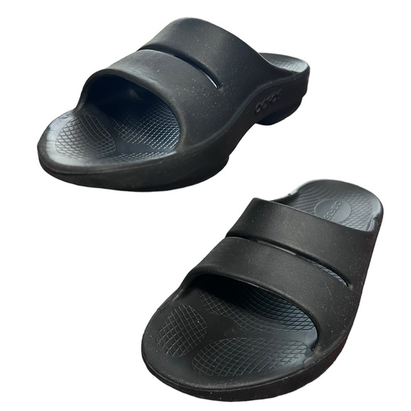 OOFOS Slide Sandals - Picture 4 of 10
